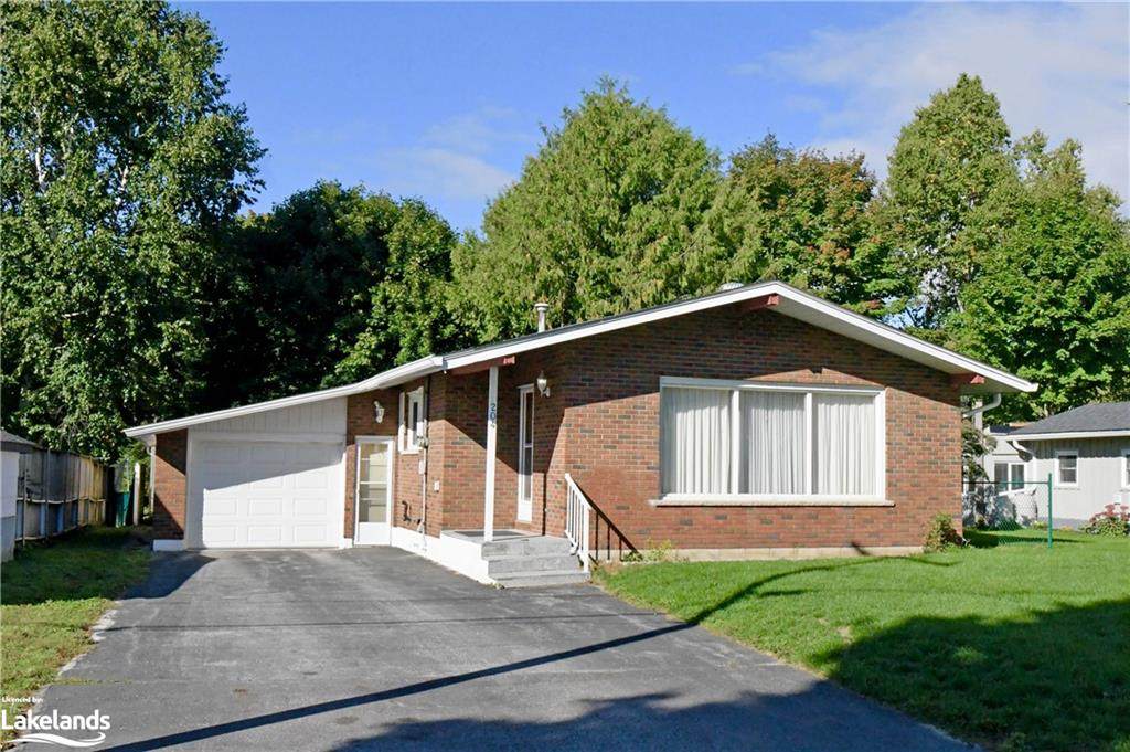 204 Scott Street - Photo 1