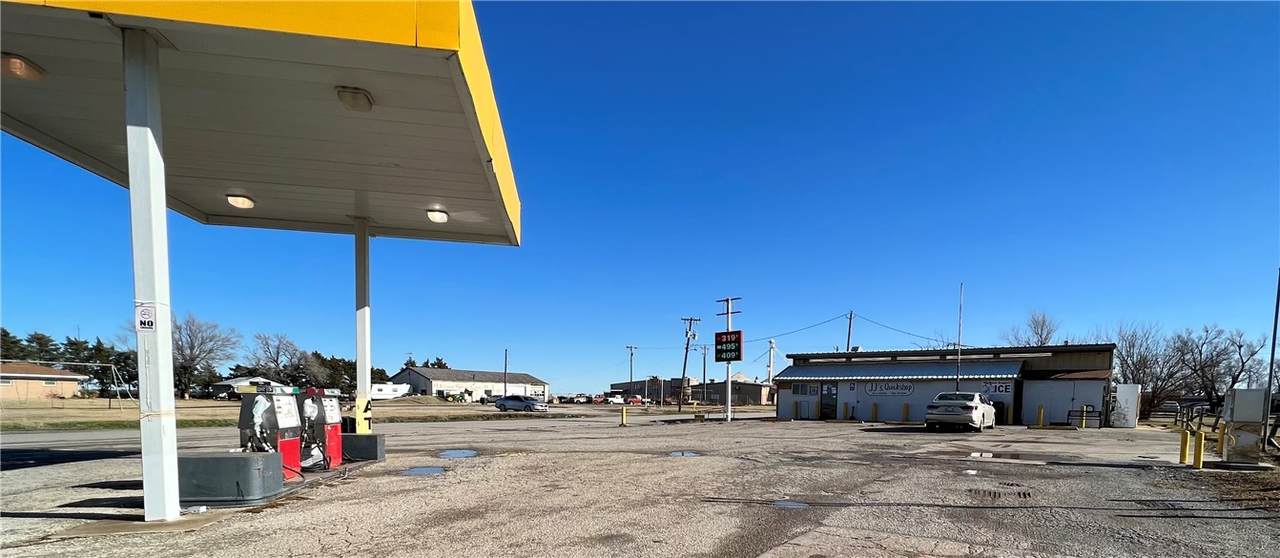 614 Central - Photo 1