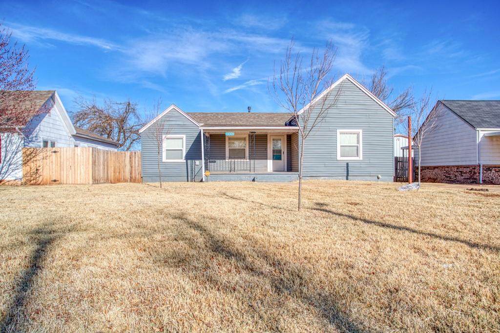 1009 9th Street - Photo 1