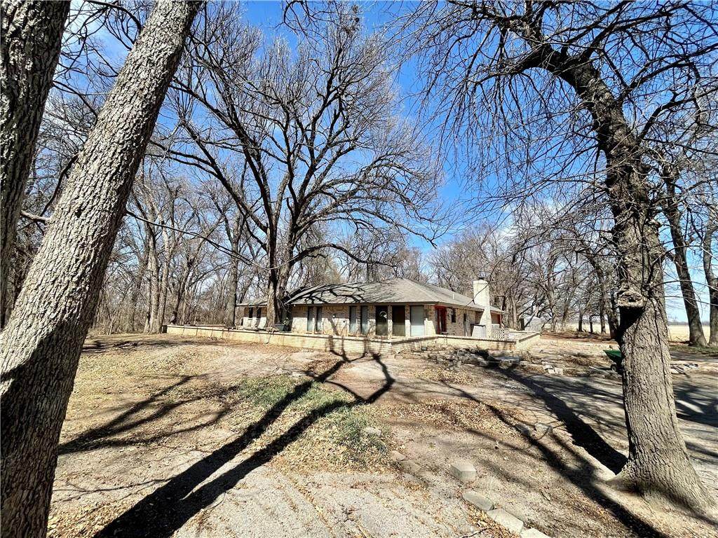 398 Mccracken Road - Photo 1
