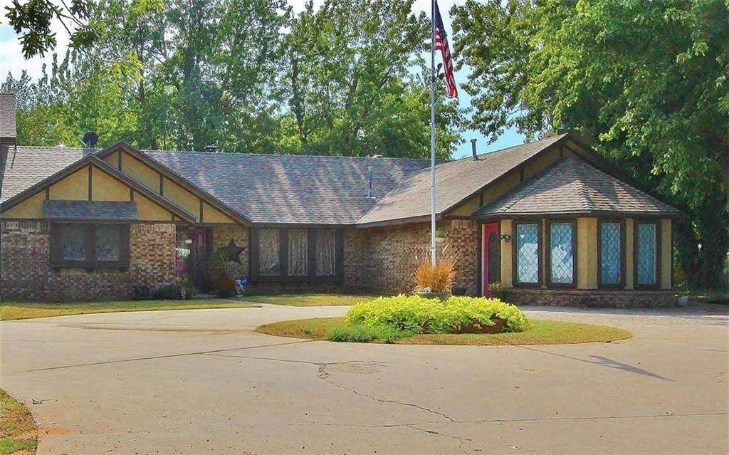 35 Mckenzie Drive - Photo 1