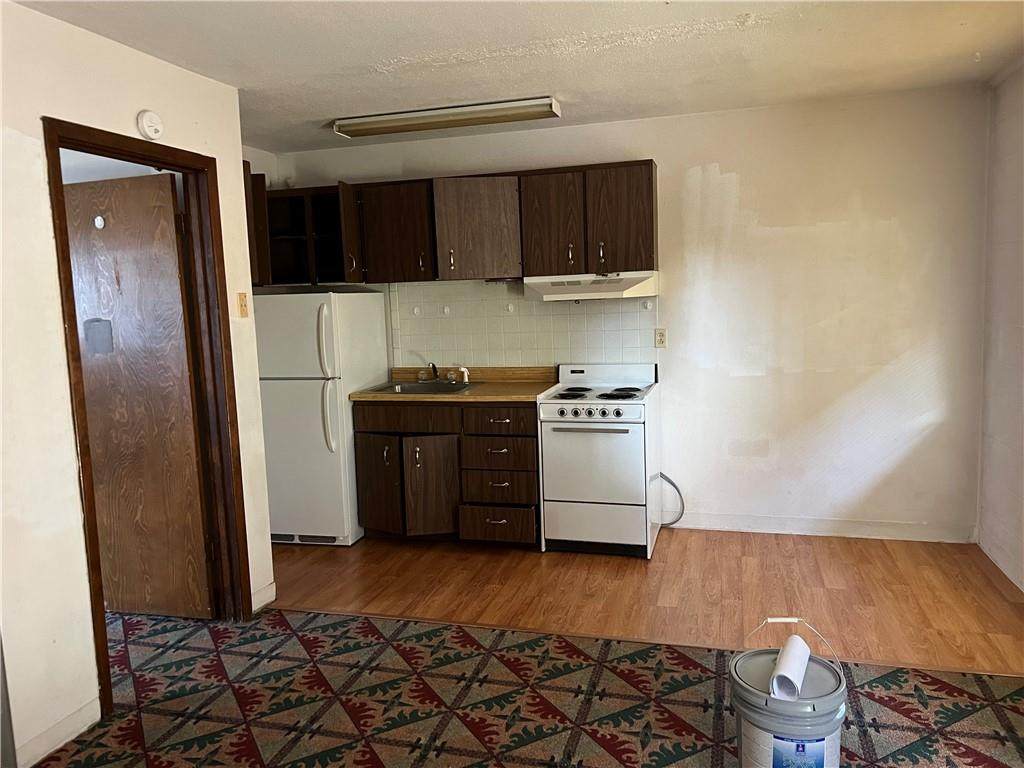 601 Bradley Street - Photo 1