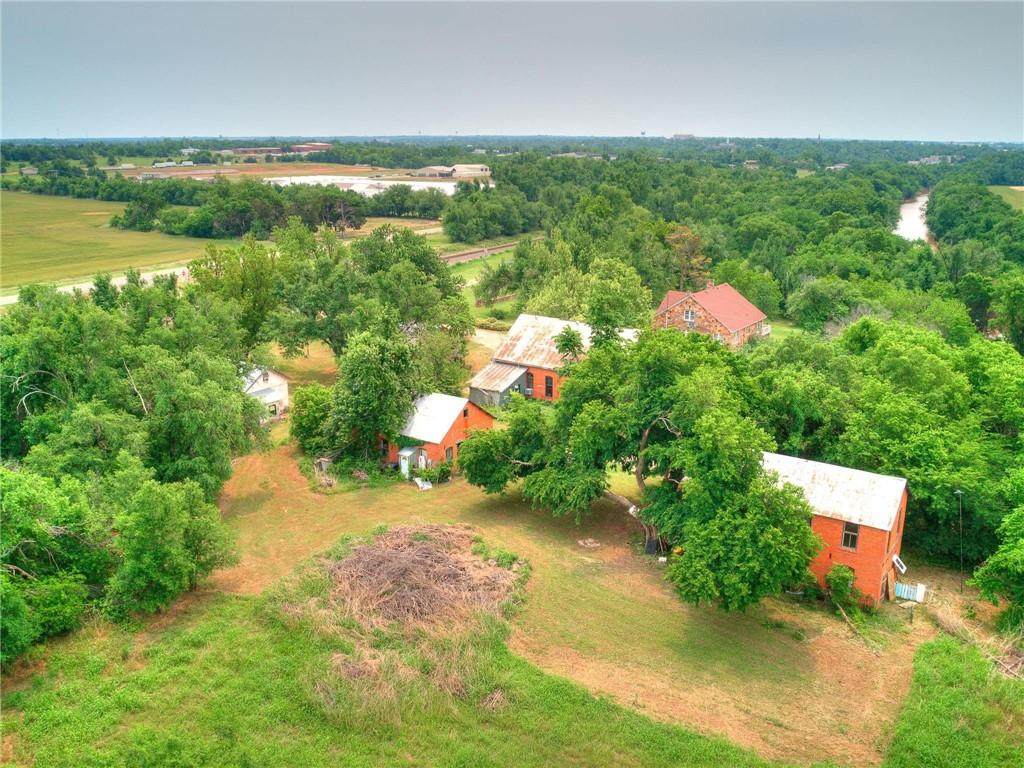 220 Beemer Road - Photo 1