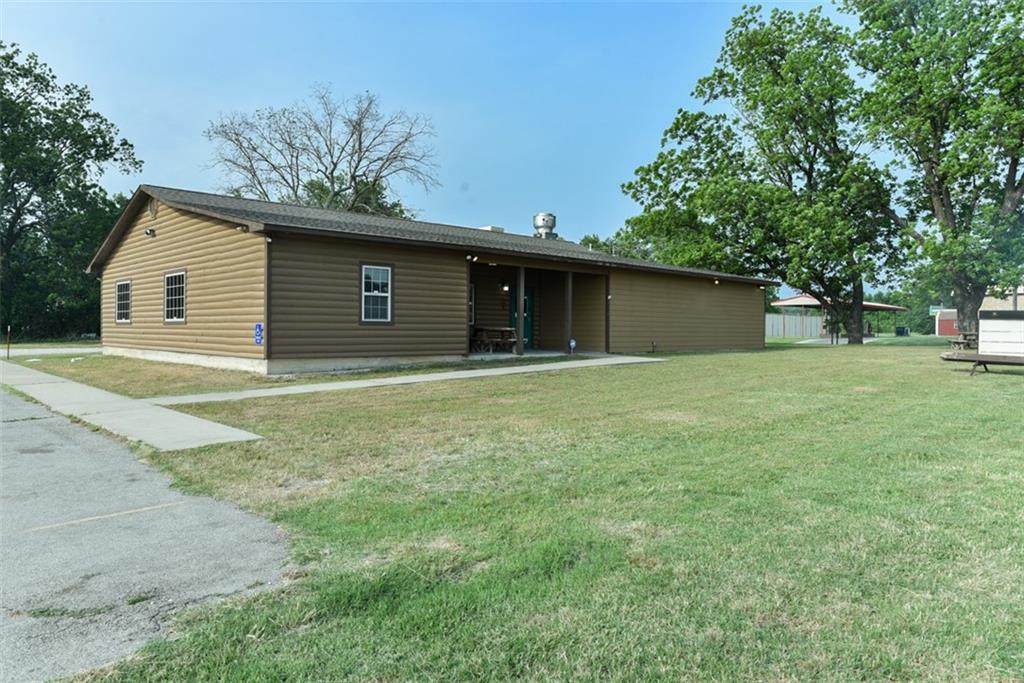 402 Robert S Kerr Boulevard - Photo 1