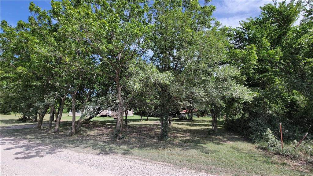 25180 County Road 1720 - Photo 1