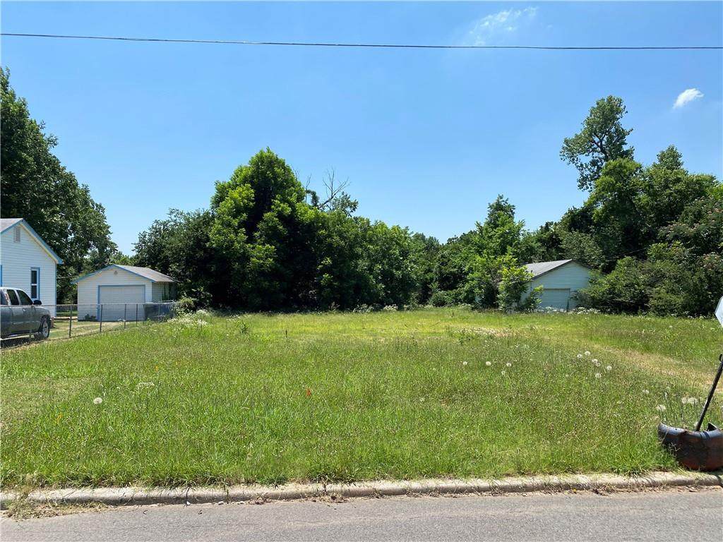 9602 4th Street - Photo 1