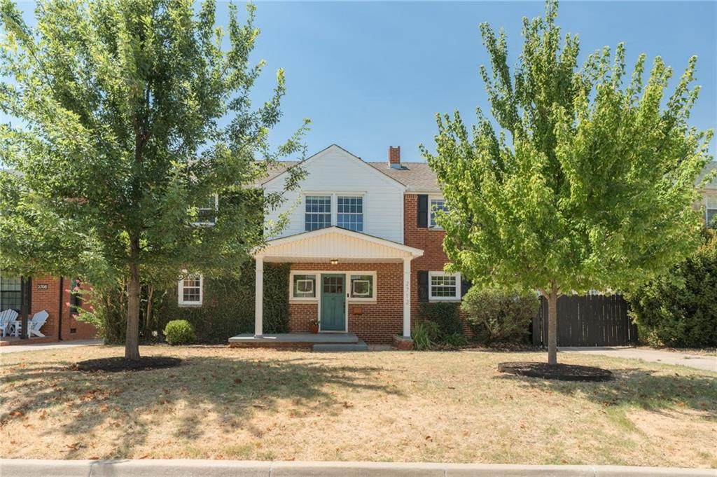 2712 45th Street - Photo 1