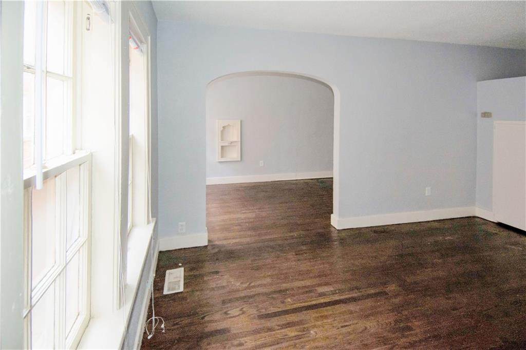437 26 Street - Photo 1