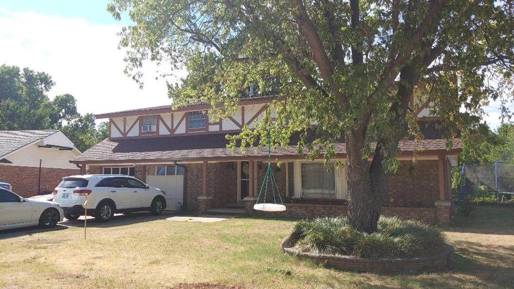 8037 114th Street - Photo 1