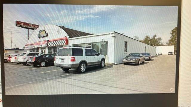 4621 10th Street - Photo 1