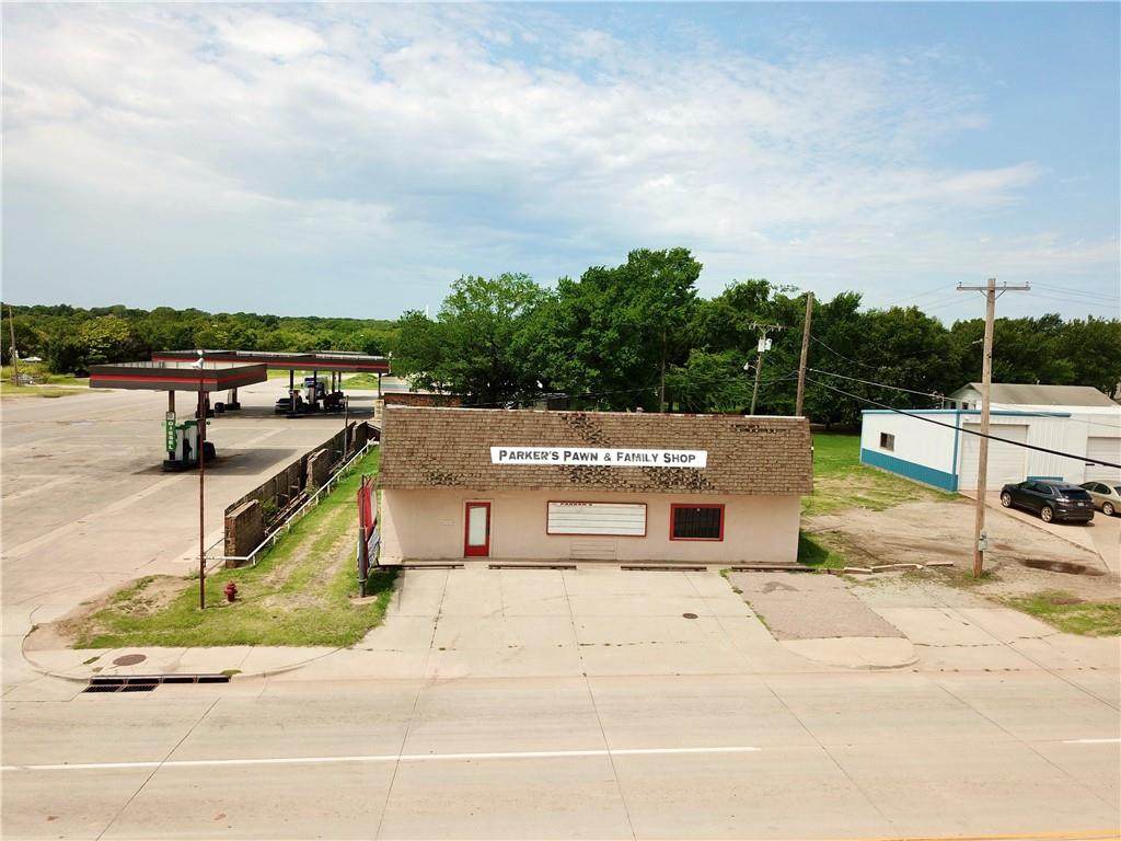 310 8th Avenue - Photo 1