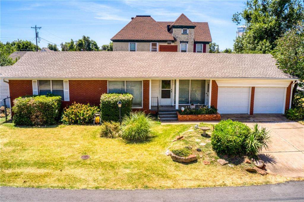 1001 Barker Avenue - Photo 1