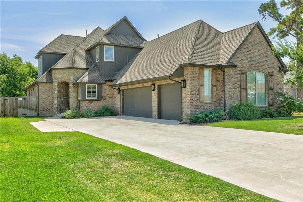 10814 Lakeside Drive - Photo 1