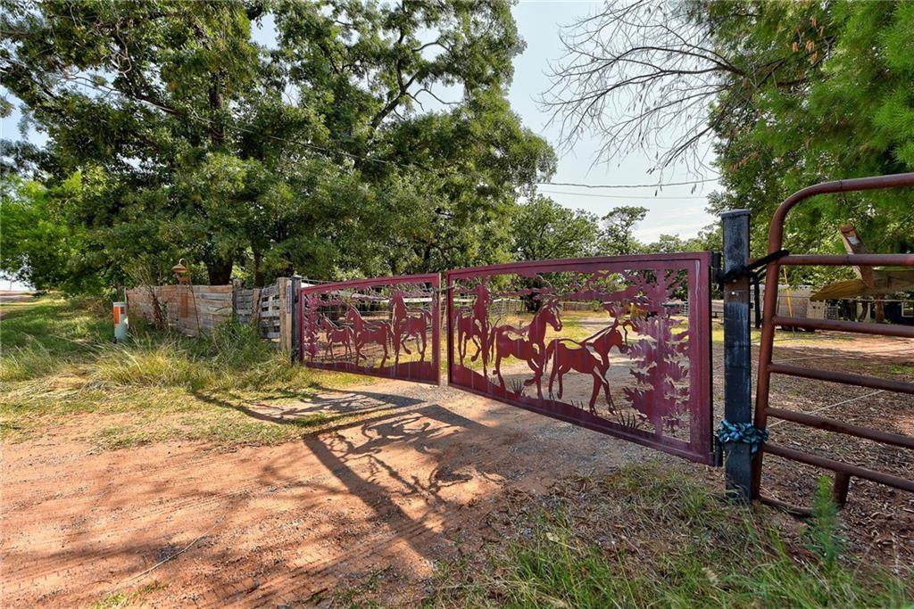 26800 Poplar Lane - Photo 1