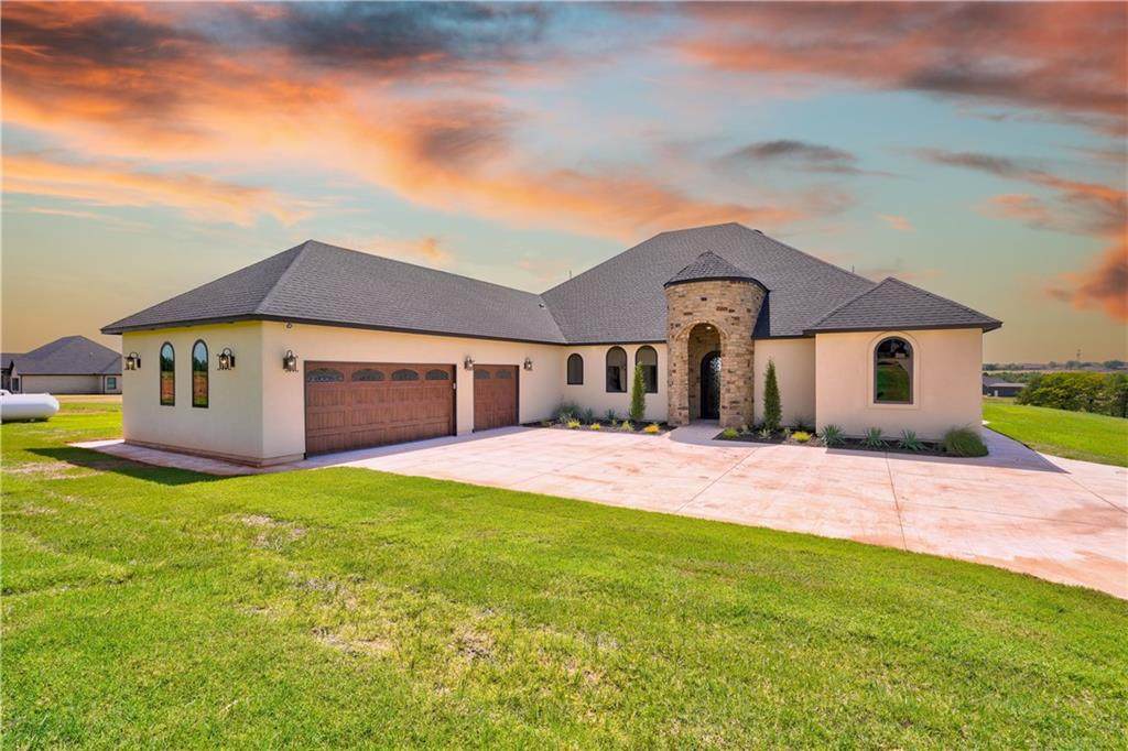 2463 W Lake Way - Photo 1