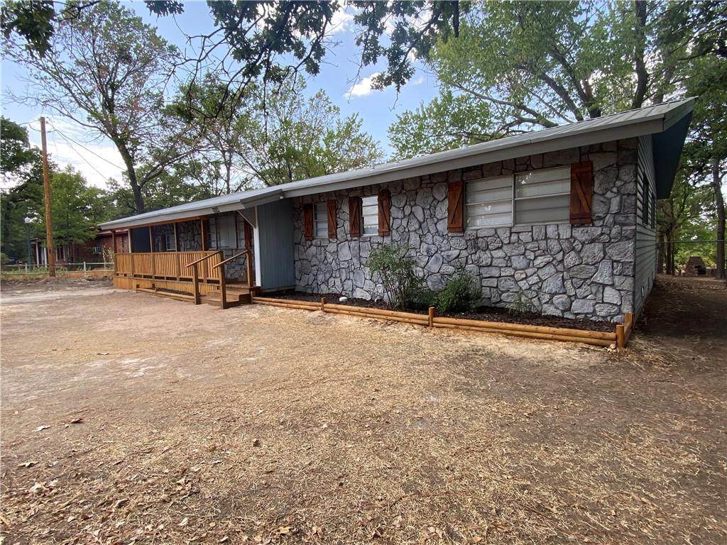 1630 Lincoln Street - Photo 1