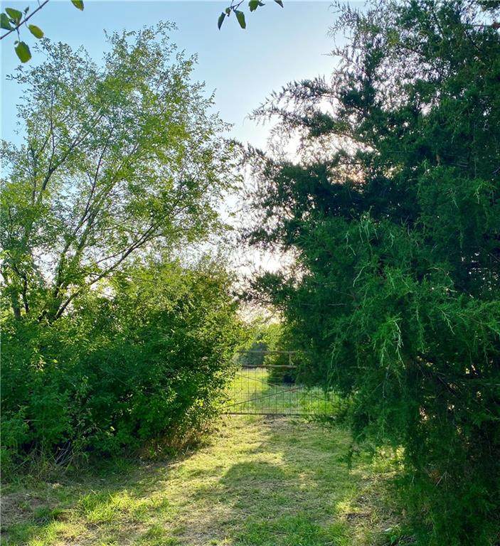 2805 Anderson Road - Photo 1