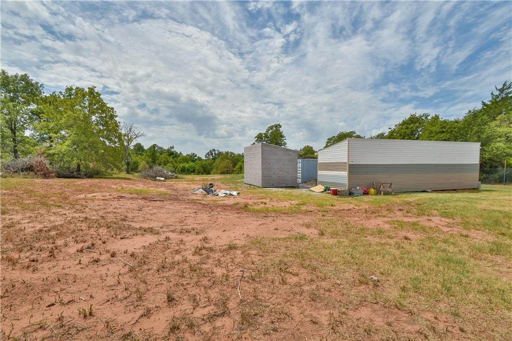 331749 980th Road - Photo 1