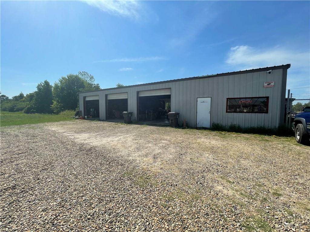 214 Lincoln Highway - Photo 1