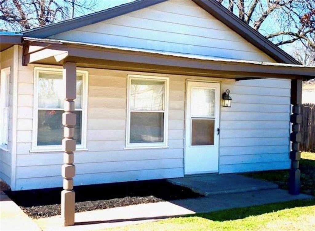 504 Morrison Street - Photo 1