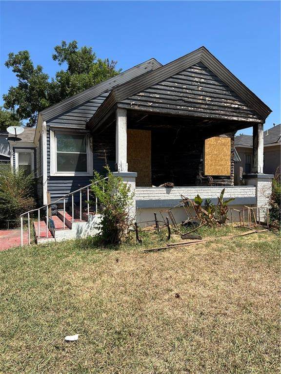 1905 36th Street - Photo 1