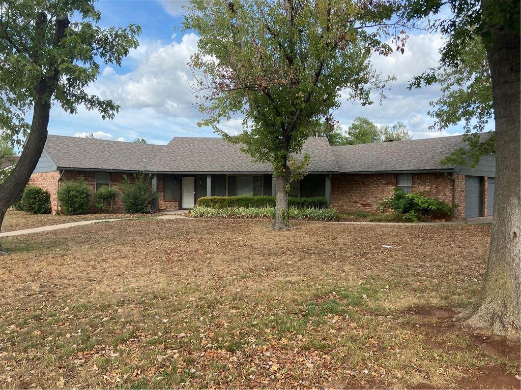 8237 99th Street - Photo 1