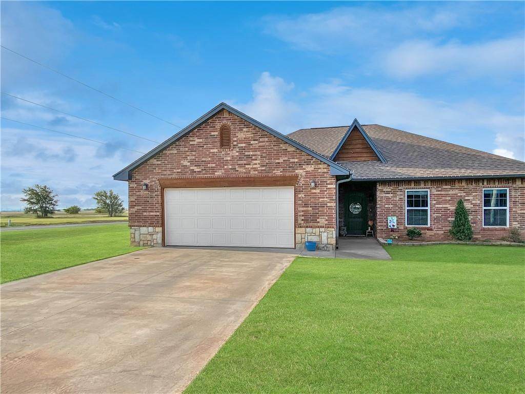 632 Grand Avenue - Photo 1
