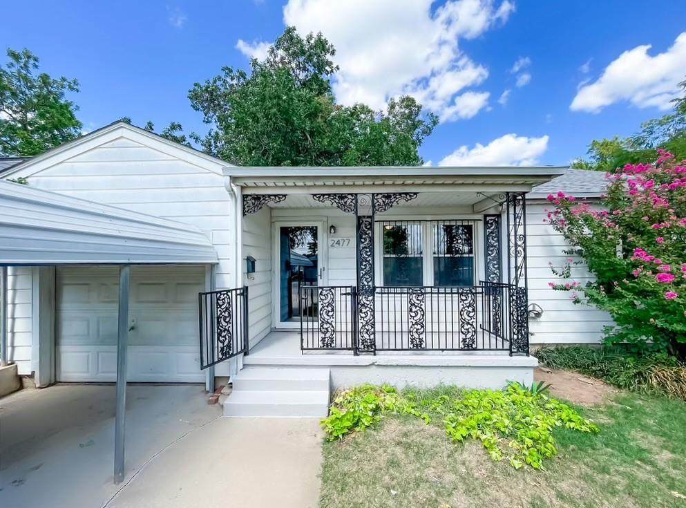 2477 39th Terrace - Photo 1