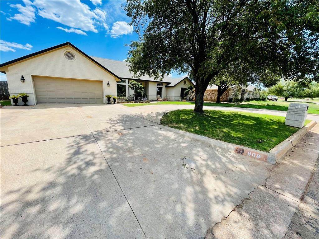 808 Ridge Boulevard - Photo 1