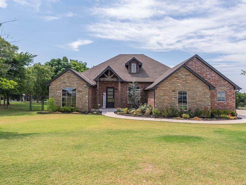 10129 Lacewood Drive - Photo 1