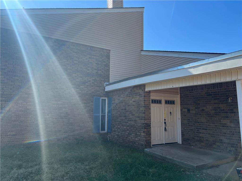620 5th Street - Photo 1