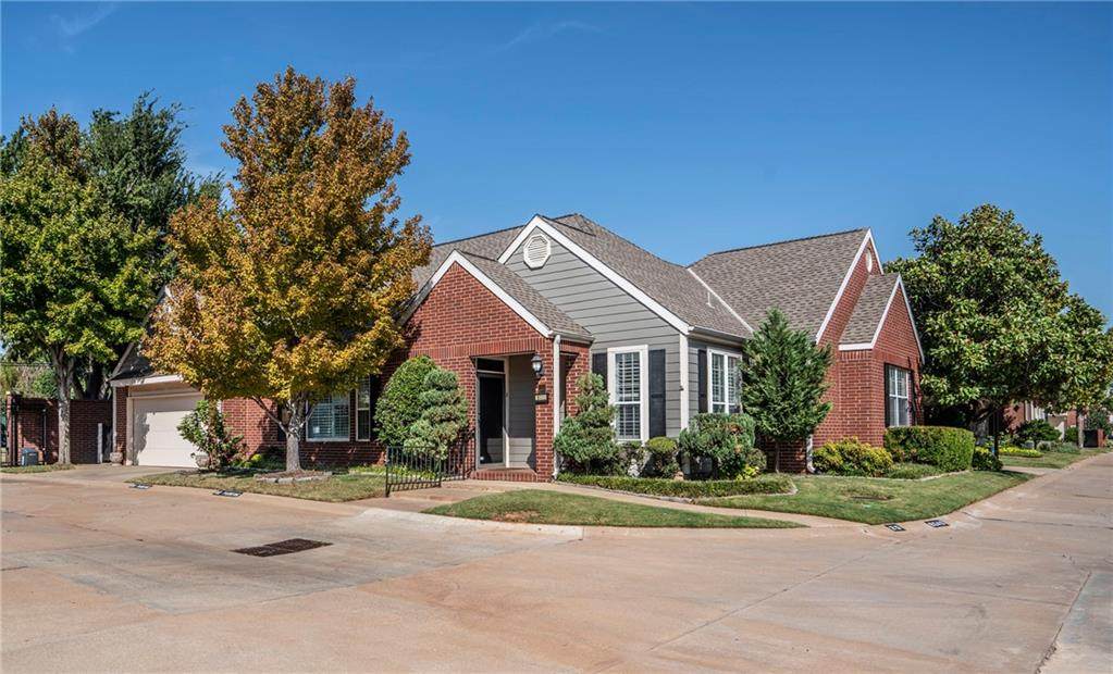 8640 May Avenue - Photo 1