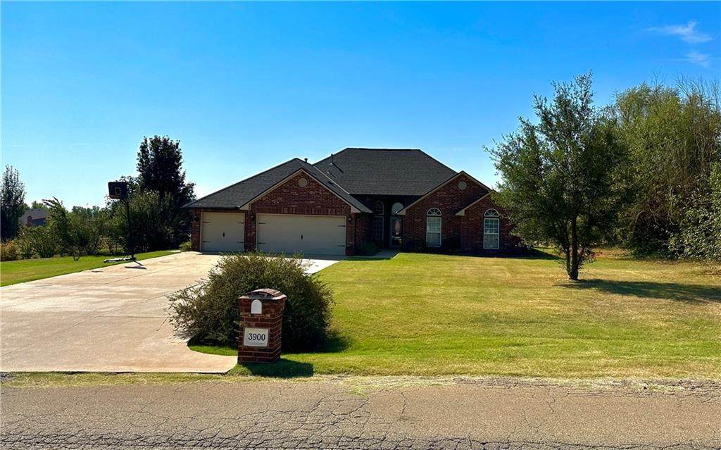 3900 Darril Road - Photo 1