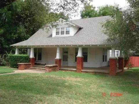 512 Broadway Street - Photo 1