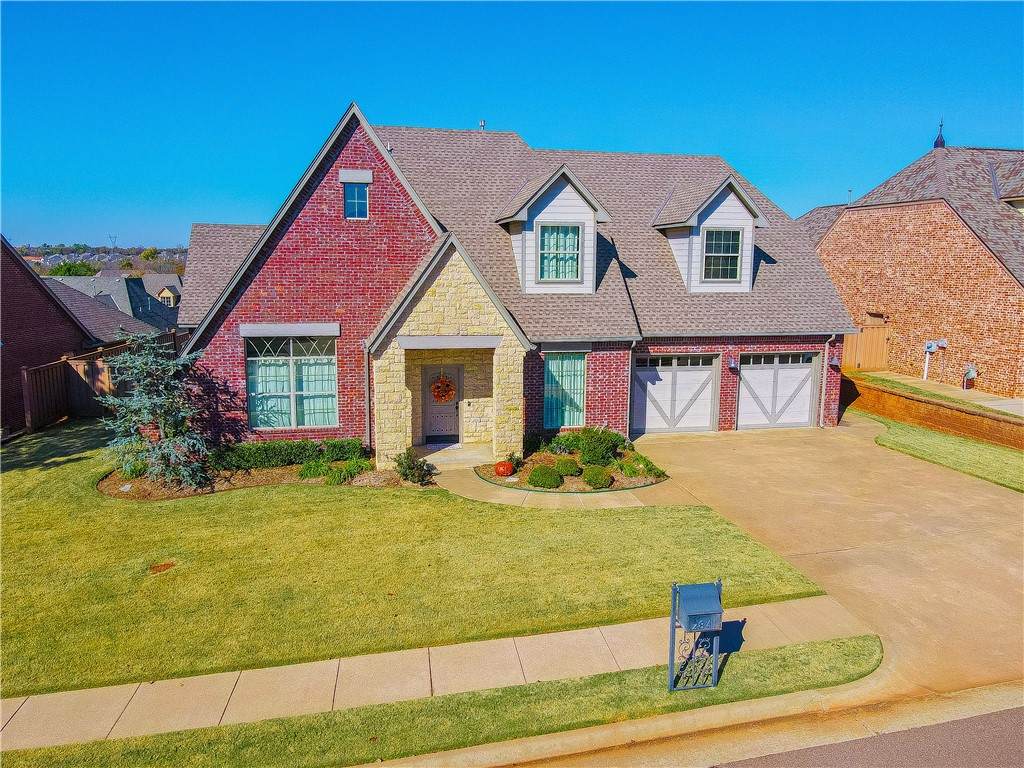 2841 Silvercliffe Drive - Photo 1