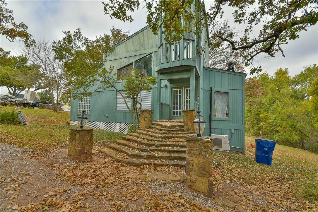 69 Shore Drive - Photo 1