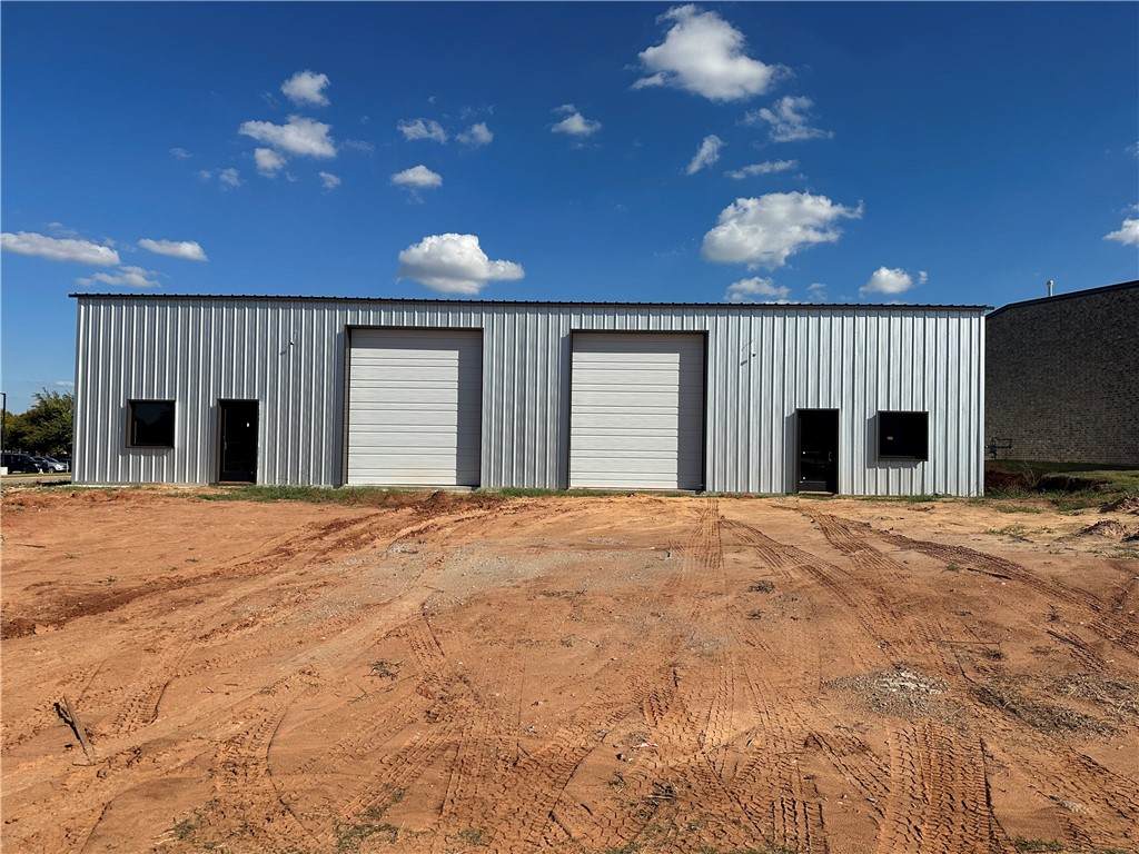 901 Bridon Circle - Photo 1