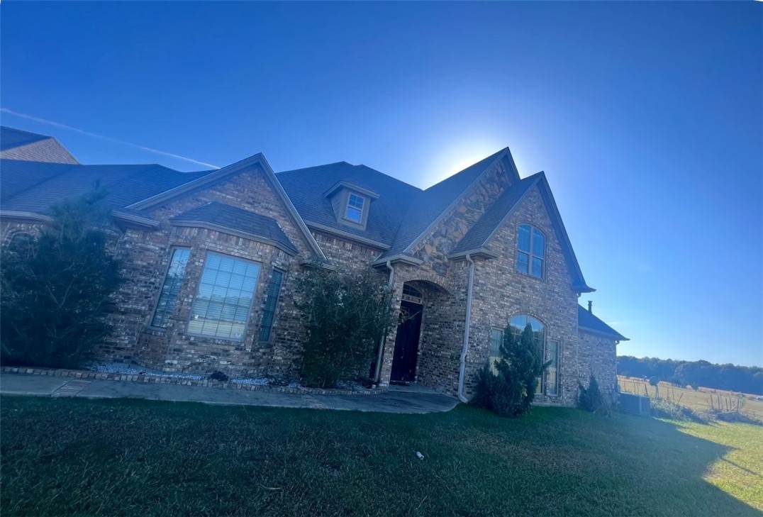 2185 Shady Lane - Photo 1