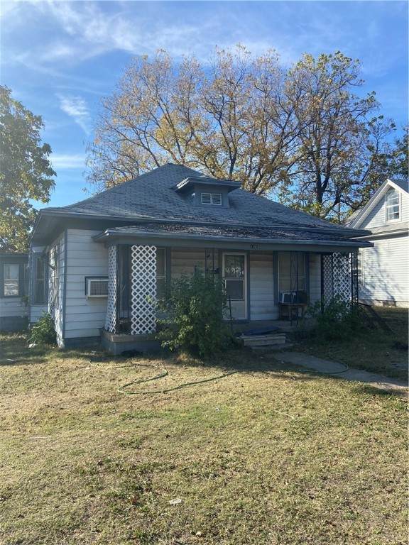 1202 Market Avenue - Photo 1