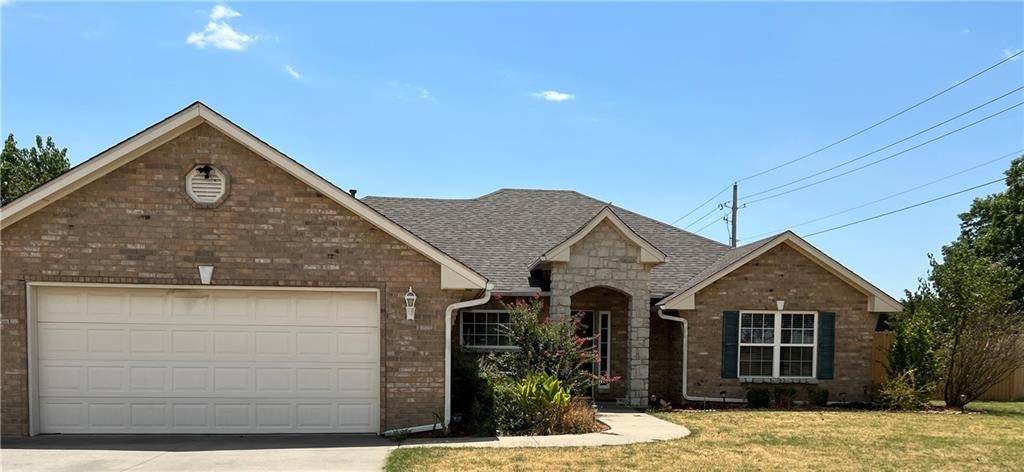1301 Berkshire Place - Photo 1