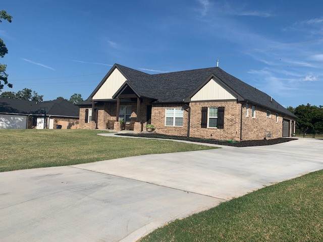 3925 Huntington Parkway - Photo 1