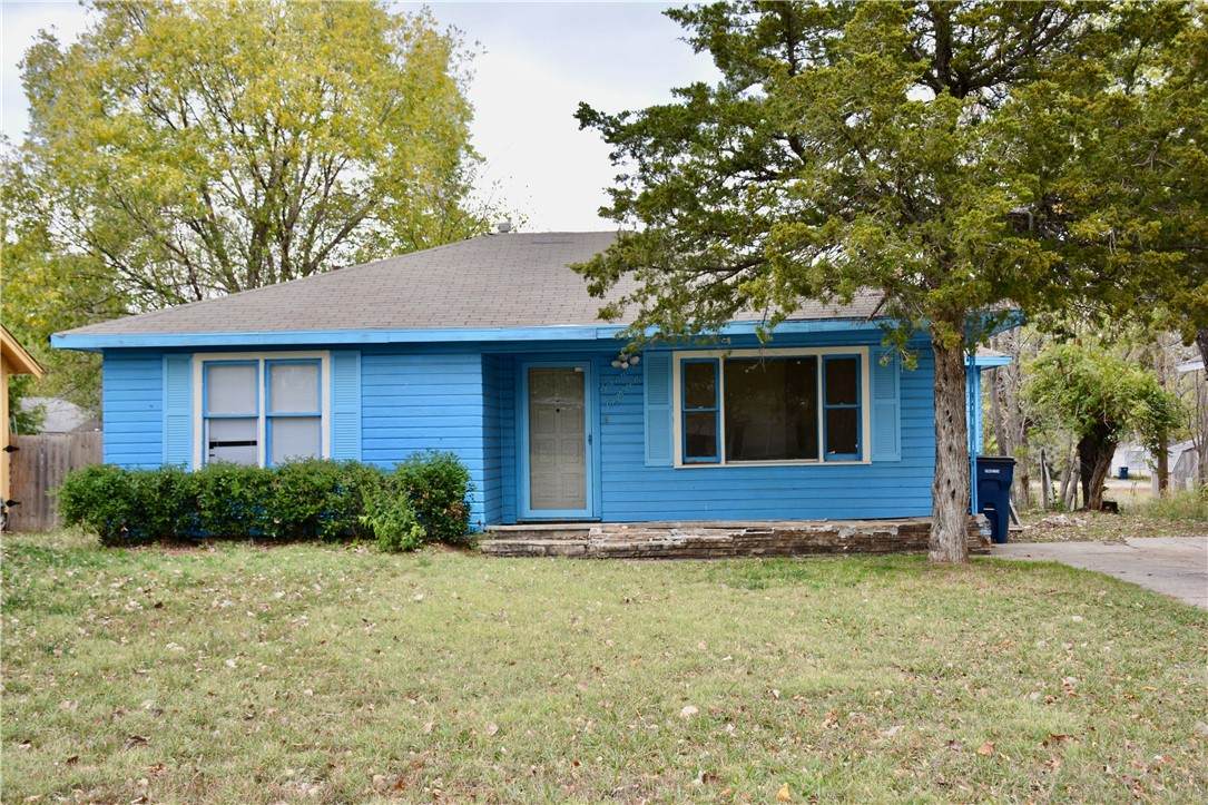 1718 Strothers Avenue - Photo 1