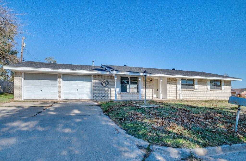 8609 33rd Street - Photo 1