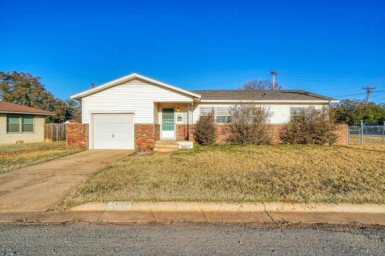 1700 Lee Street - Photo 1