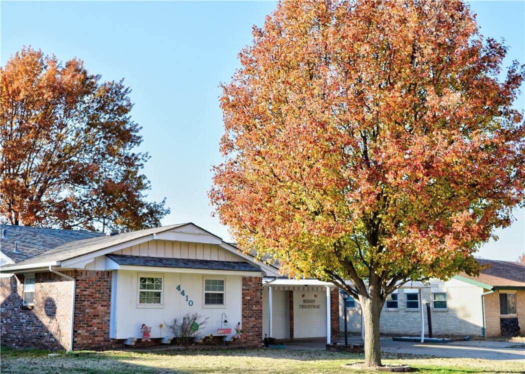 4410 Chapman Avenue - Photo 1