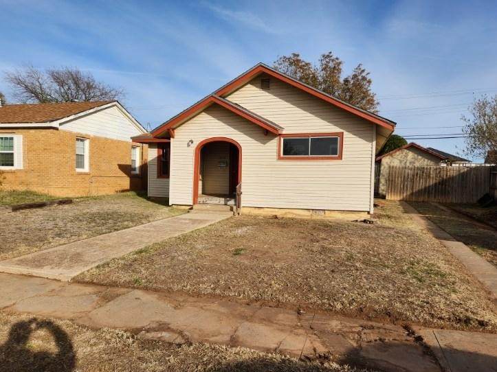 808 Lee Street - Photo 1