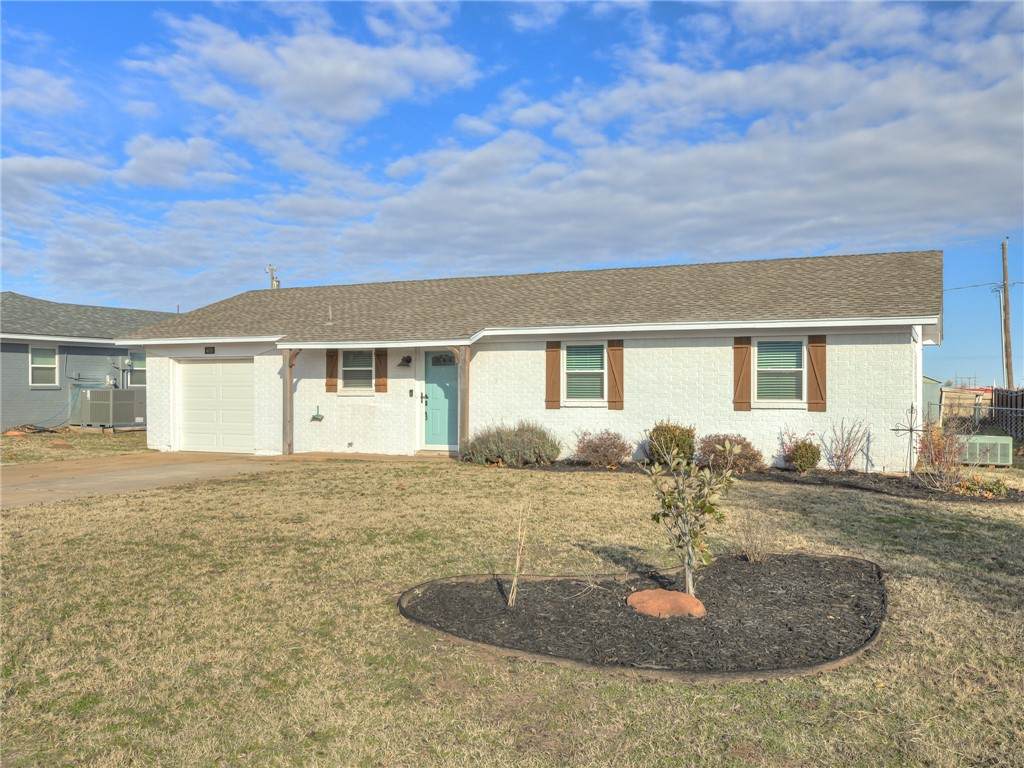 408 Skyview Drive - Photo 1