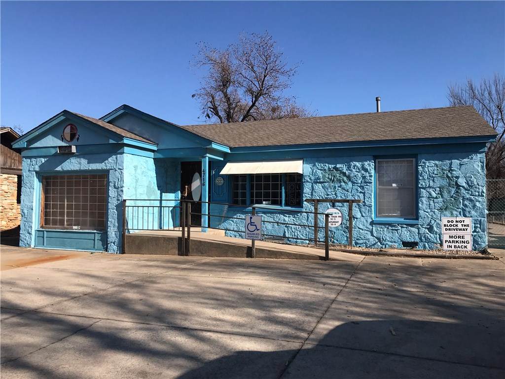 4716 Macarthur Boulevard - Photo 1
