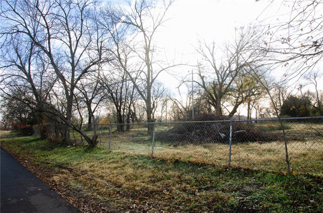 35TH Street - Photo 1