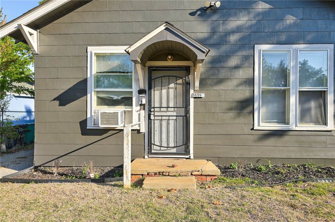 1819 38th Street - Photo 1